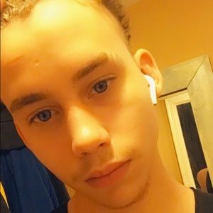 Meet your Posher, Luis